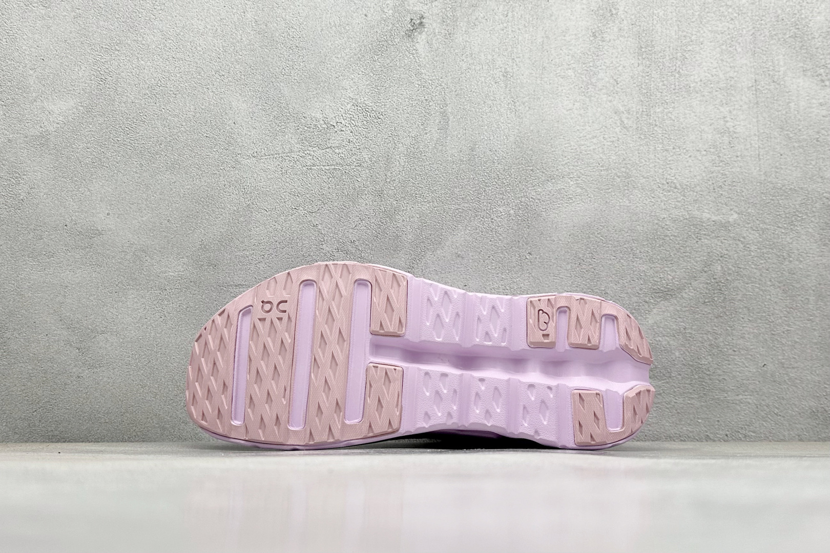 On Cloudmonster 昂跑减震生活休闲鞋