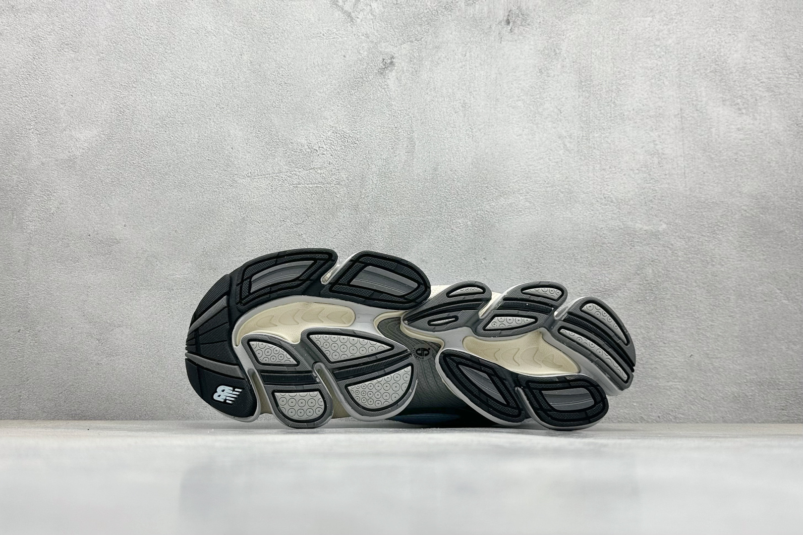 New Balance 新百伦 NB2000 网面休闲鞋 U2000BA