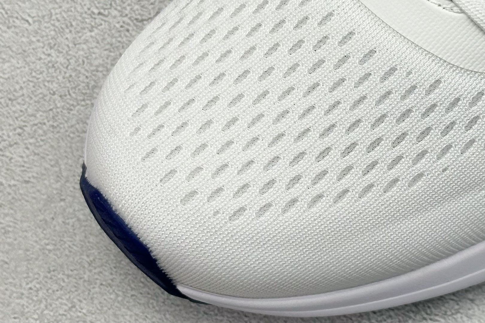 AD Supernova Rise 阿迪全新休闲轻跑鞋 D68966