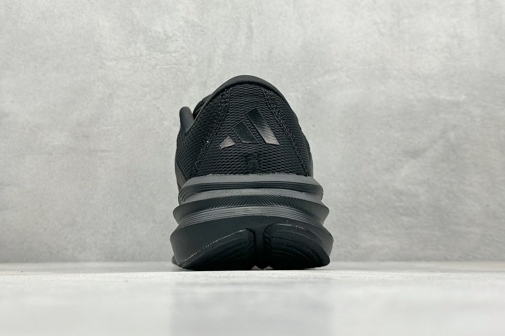 AD GALAXY 7 M 舒适柔软防滑耐磨 低帮跑步鞋 ID8757