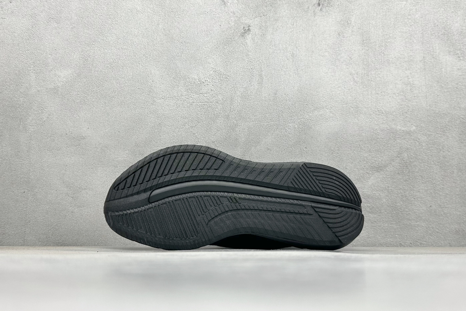 AD GALAXY 7 M 舒适柔软防滑耐磨 低帮跑步鞋 ID8757