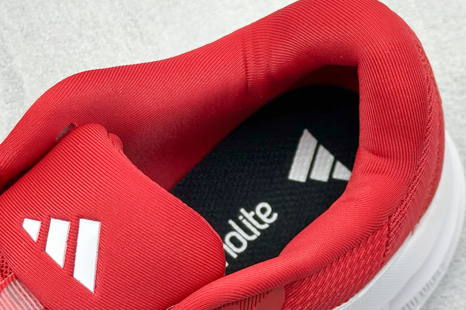 AD GALAXY 7 M 舒适柔软防滑耐磨 低帮跑步鞋 IE8226-莆田鞋,莆田鞋货源,高仿鞋,高仿鞋货源,安福档口,莆田高仿鞋,莆田鞋批发,高仿鞋批发,莆田高仿运动鞋,高仿运动鞋,莆田运动鞋 AD GALAXY 7 M 舒适柔软防滑耐磨 低帮跑步鞋 IE8226