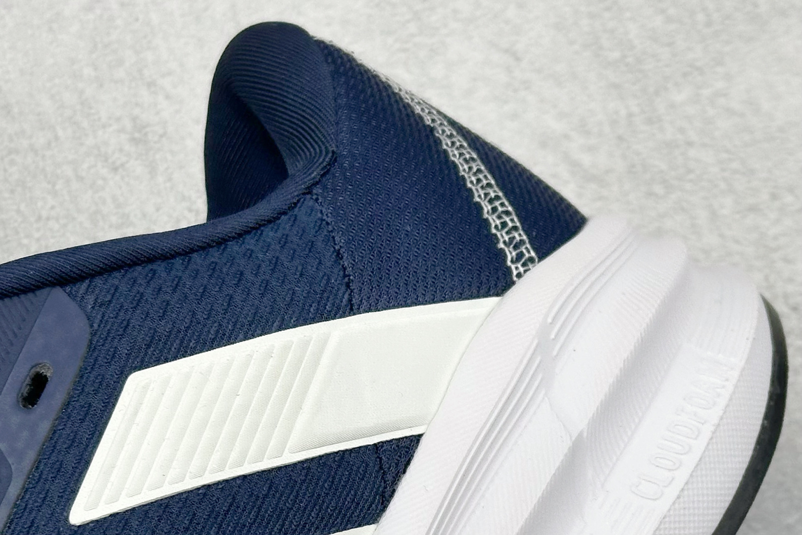 AD GALAXY 7 M 舒适柔软防滑耐磨 低帮跑步鞋 ID8773