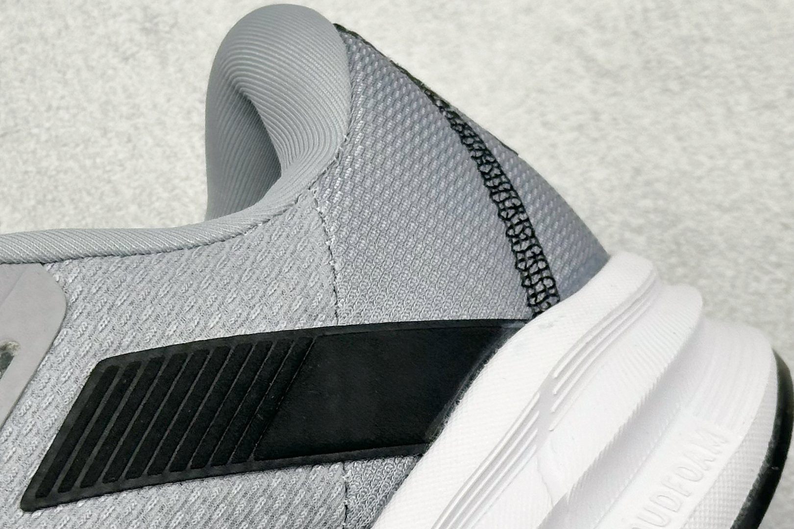 AD GALAXY 7 M 舒适柔软防滑耐磨 低帮跑步鞋 ID8754