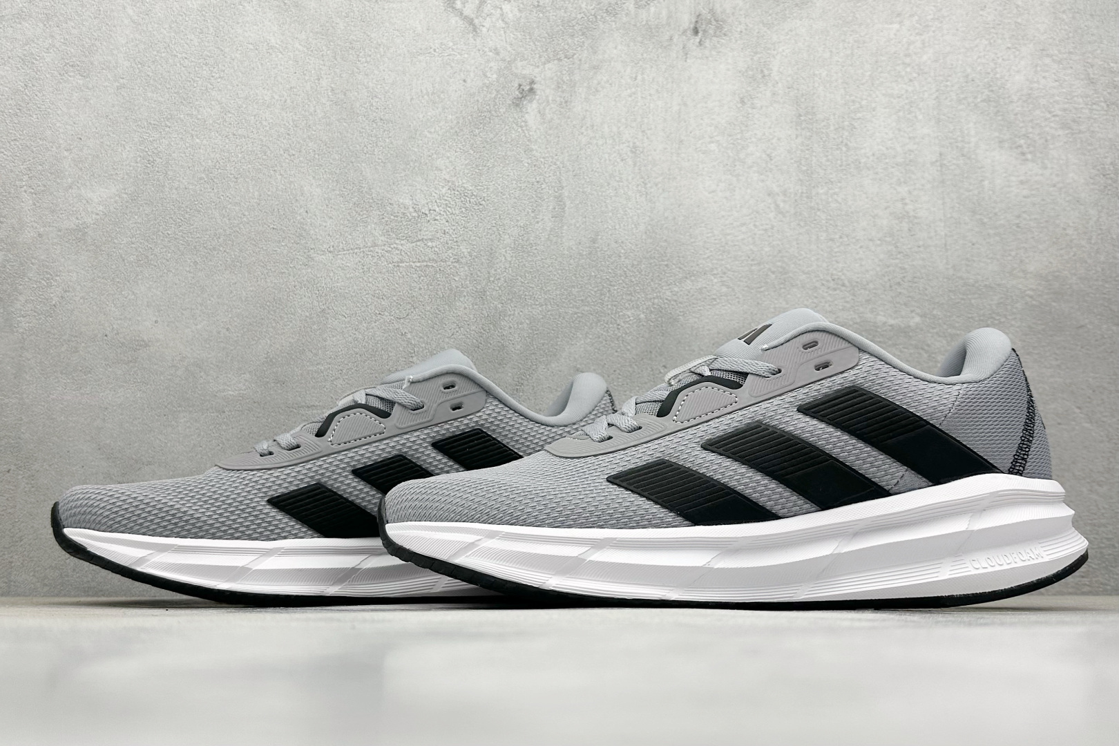 AD GALAXY 7 M 舒适柔软防滑耐磨 低帮跑步鞋 ID8754