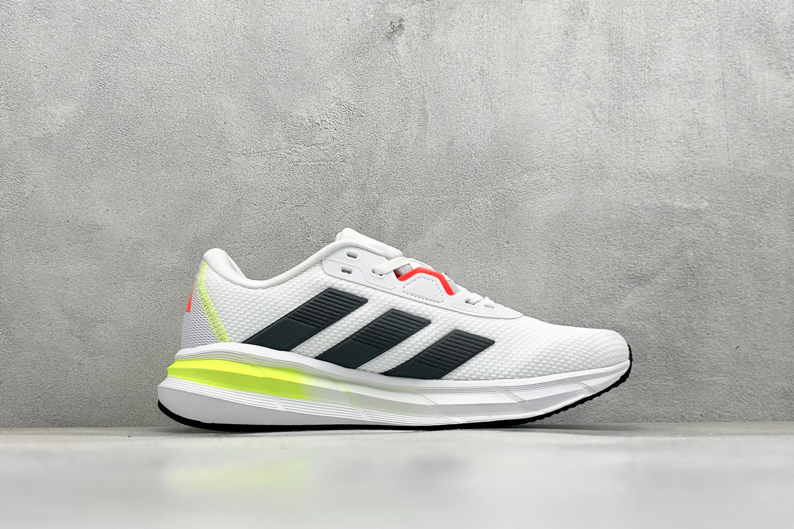 AD GALAXY 7 M 舒适柔软防滑耐磨 低帮跑步鞋 ID8759-莆田鞋,莆田鞋货源,高仿鞋,高仿鞋货源,安福档口,莆田高仿鞋,莆田鞋批发,高仿鞋批发,莆田高仿运动鞋,高仿运动鞋,莆田运动鞋 AD GALAXY 7 M 舒适柔软防滑耐磨 低帮跑步鞋 ID8759