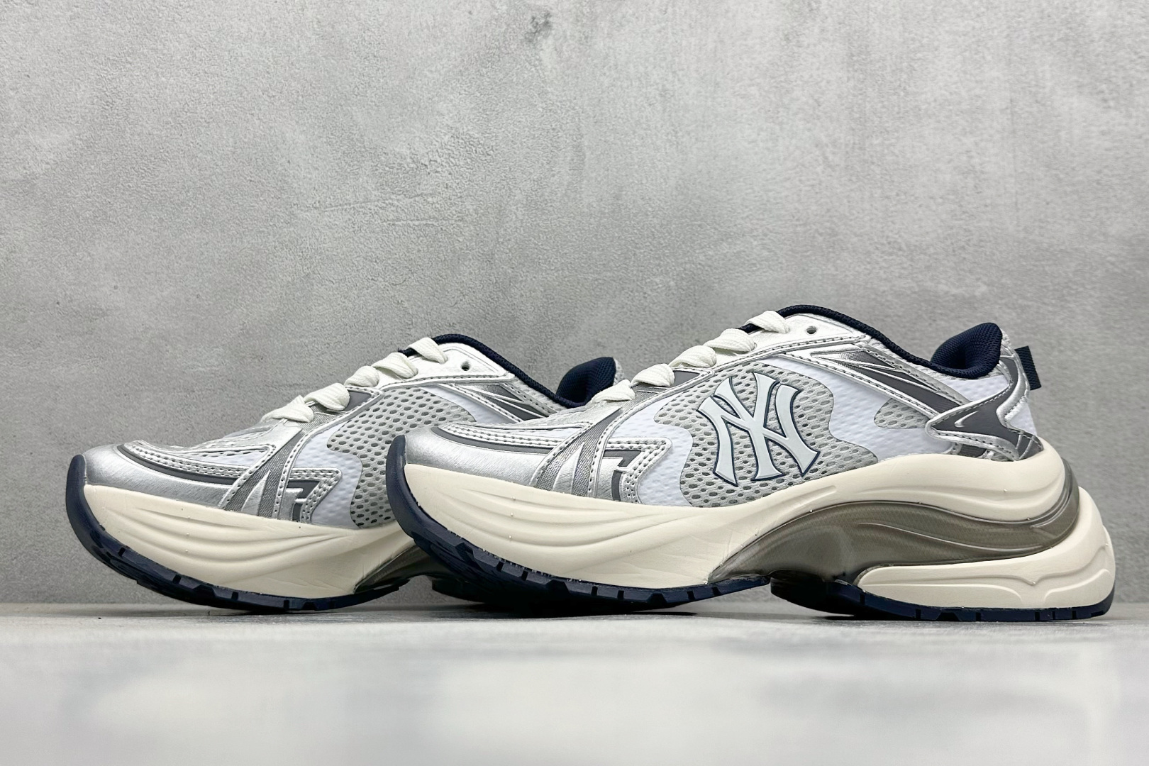 NY版 MLB New York Yankees Curve Runner 张凌赫同款 低帮流浪鞋