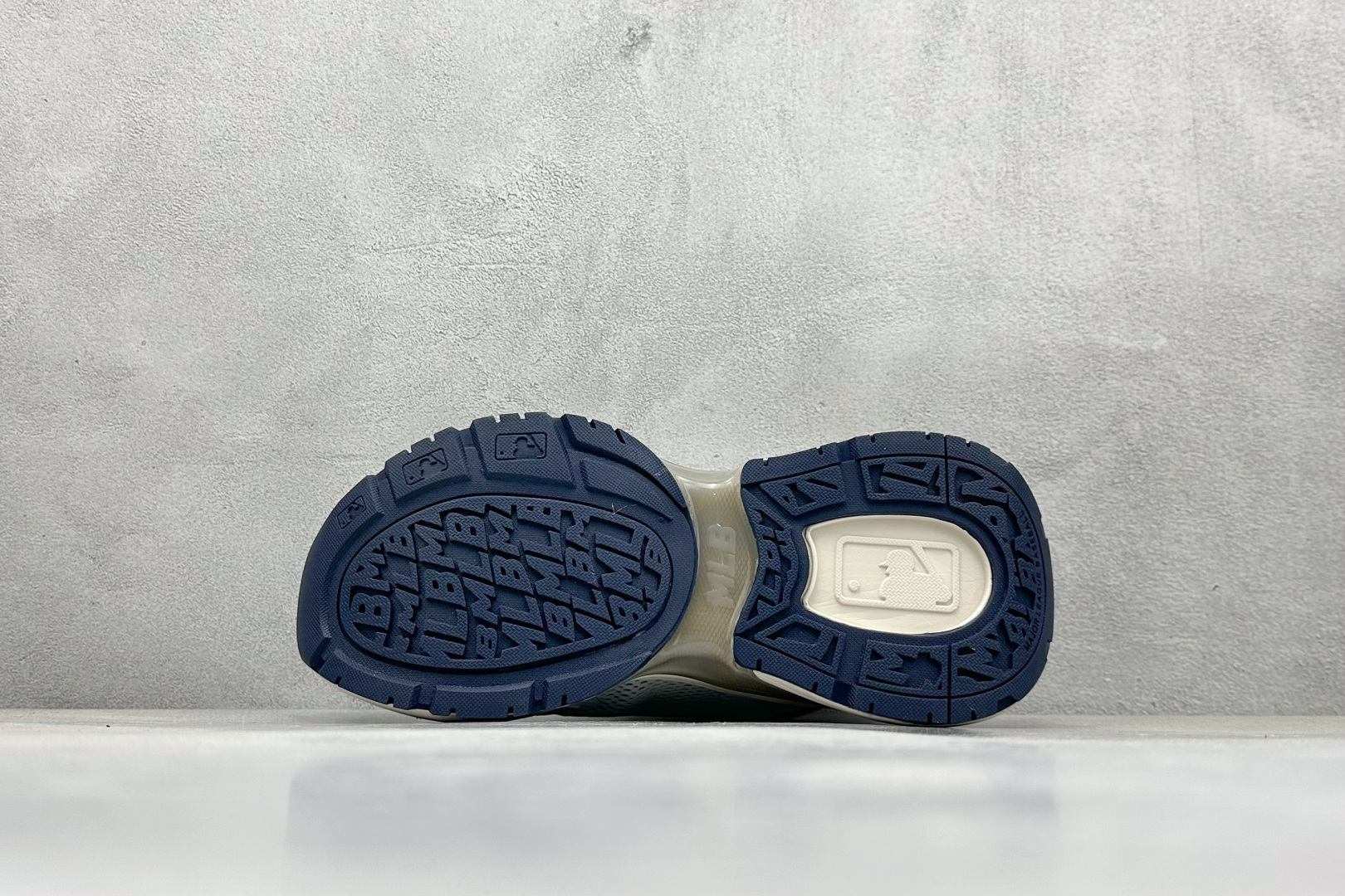 NY版 MLB New York Yankees Curve Runner 张凌赫同款 低帮流浪鞋