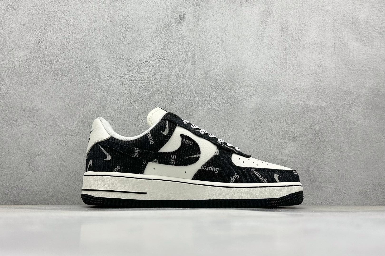 SC版Nike Air Force 1'07 Low Sup联名 黑牛仔小白勾 空军一号低帮休闲板鞋 LW9279-010