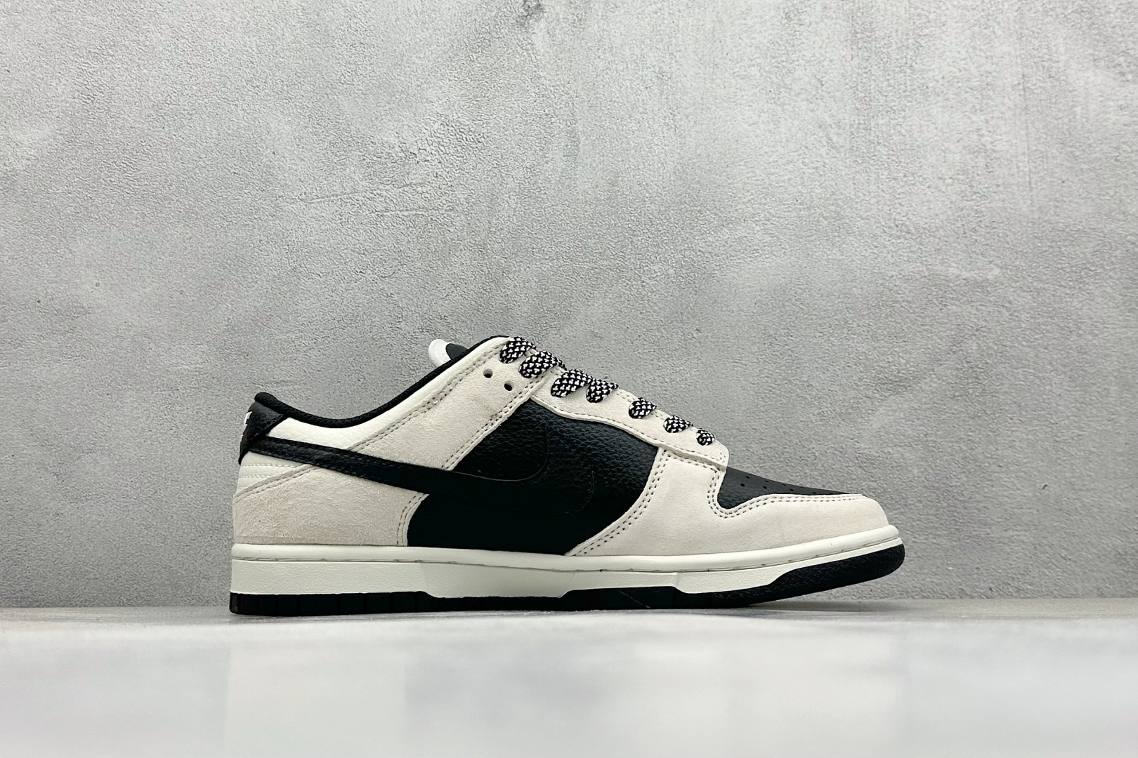 XC版Nk SB Dunk Low 闪电联名 雏菊白勾 周年高端定制 低帮休闲板鞋 DJ2024-073-莆田鞋,莆田鞋货源,高仿鞋,高仿鞋货源,安福档口,莆田高仿鞋,莆田鞋批发,高仿鞋批发,莆田高仿运动鞋,高仿运动鞋,莆田运动鞋 XC版Nk SB Dunk Low 闪电联名 雏菊白勾 周年高端定制 低帮休闲板鞋 DJ2024-073