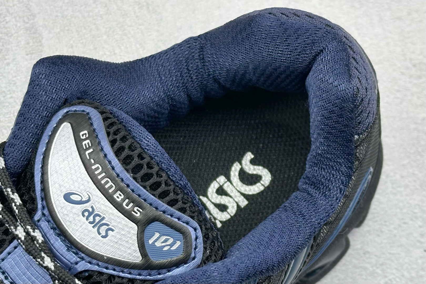 HY性价比Asics Gel-Nimbus 10.1 亚瑟士复古透气休闲鞋缓震耐磨跑步鞋 1203A543-002