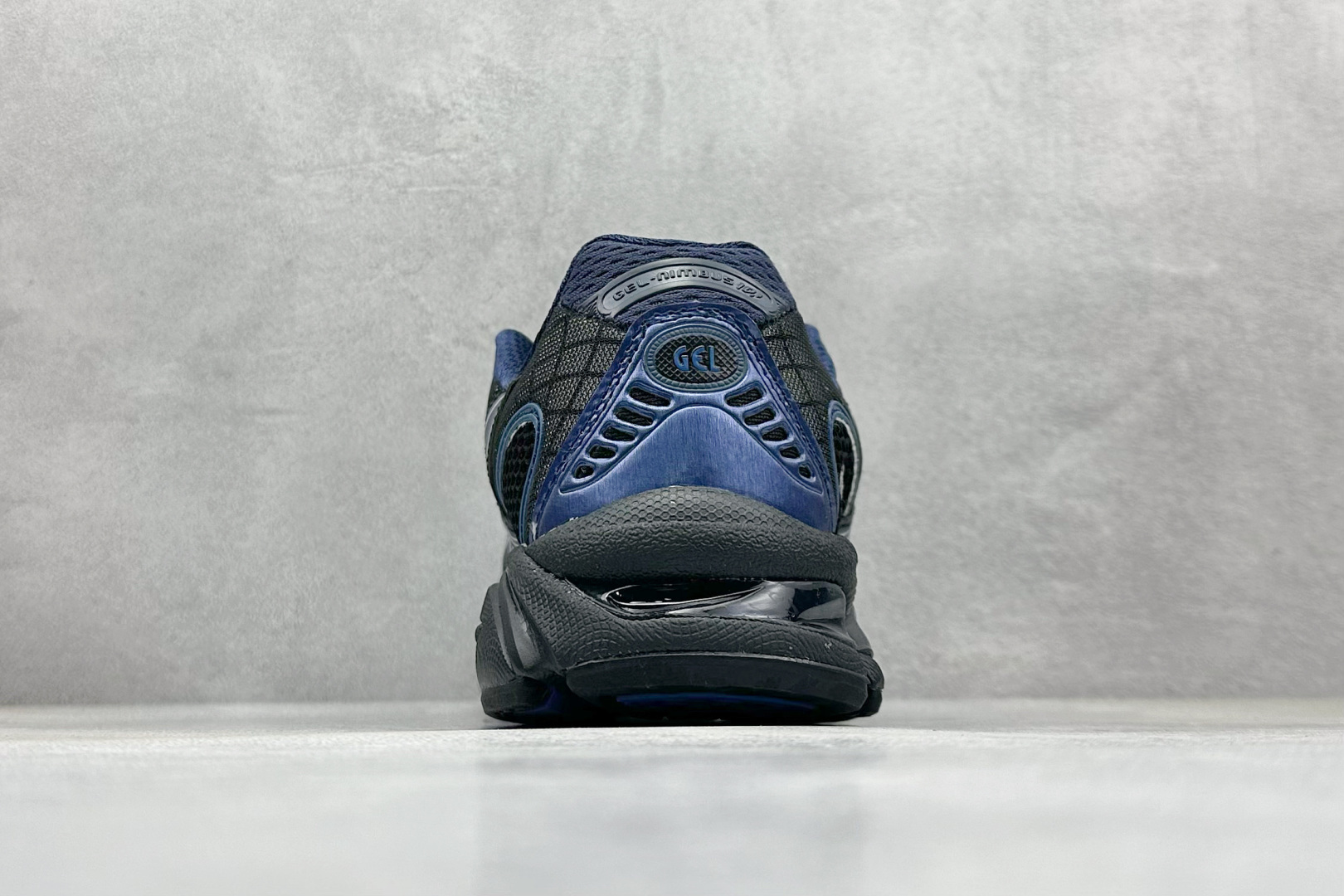 HY性价比Asics Gel-Nimbus 10.1 亚瑟士复古透气休闲鞋缓震耐磨跑步鞋 1203A543-002