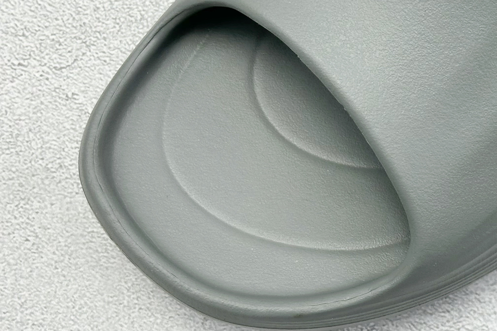 Nike ReactX Rejuven8 Slide 耐克夏日穿搭凉鞋 HV4484-002-莆田鞋,莆田鞋货源,高仿鞋,高仿鞋货源,安福档口,莆田高仿鞋,莆田鞋批发,高仿鞋批发,莆田高仿运动鞋,高仿运动鞋,莆田运动鞋 Nike ReactX Rejuven8 Slide 耐克夏日穿搭凉鞋 HV4484-002