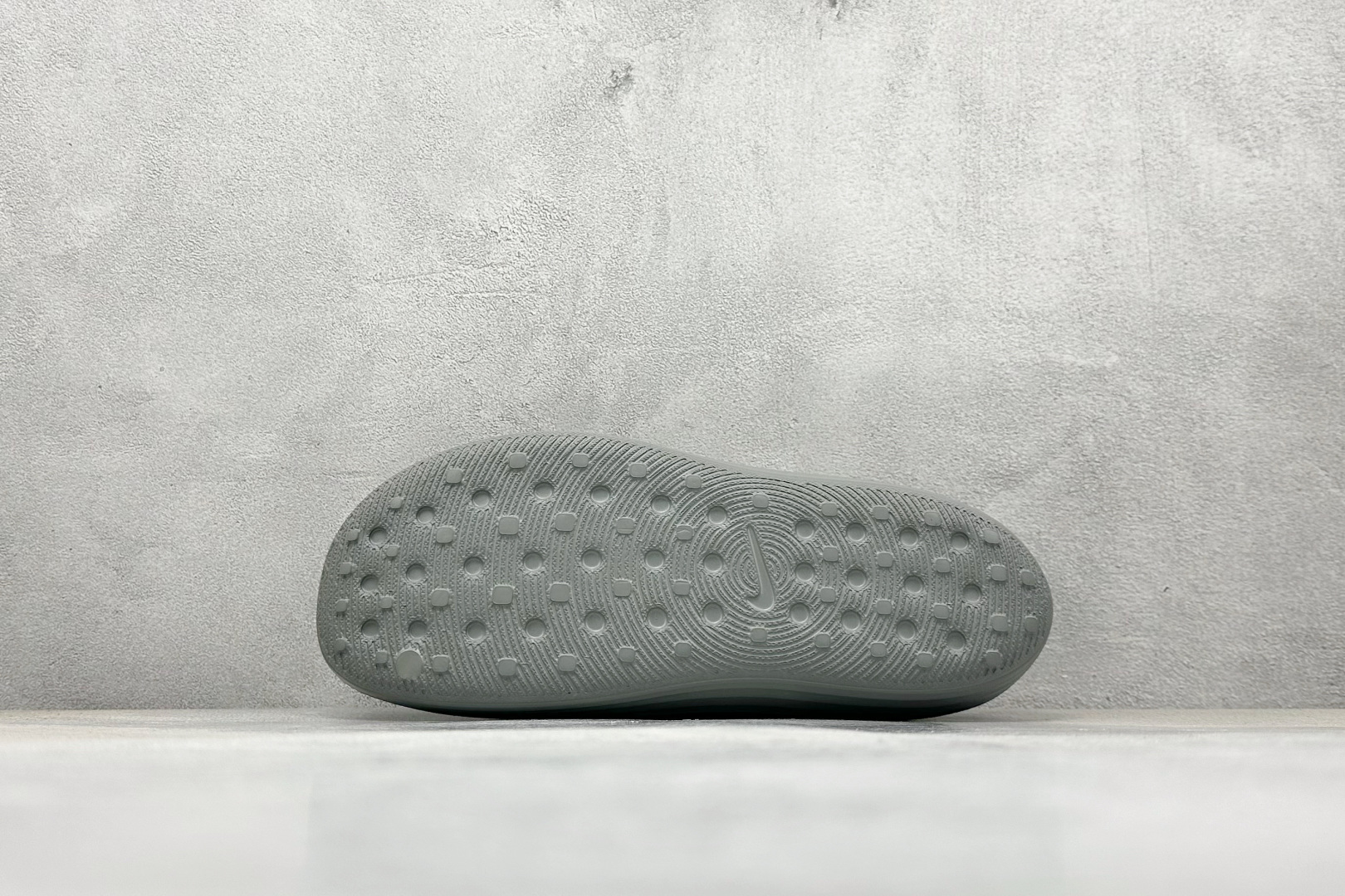 Nike ReactX Rejuven8 Slide 耐克夏日穿搭凉鞋 HV4484-002-莆田鞋,莆田鞋货源,高仿鞋,高仿鞋货源,安福档口,莆田高仿鞋,莆田鞋批发,高仿鞋批发,莆田高仿运动鞋,高仿运动鞋,莆田运动鞋 Nike ReactX Rejuven8 Slide 耐克夏日穿搭凉鞋 HV4484-002