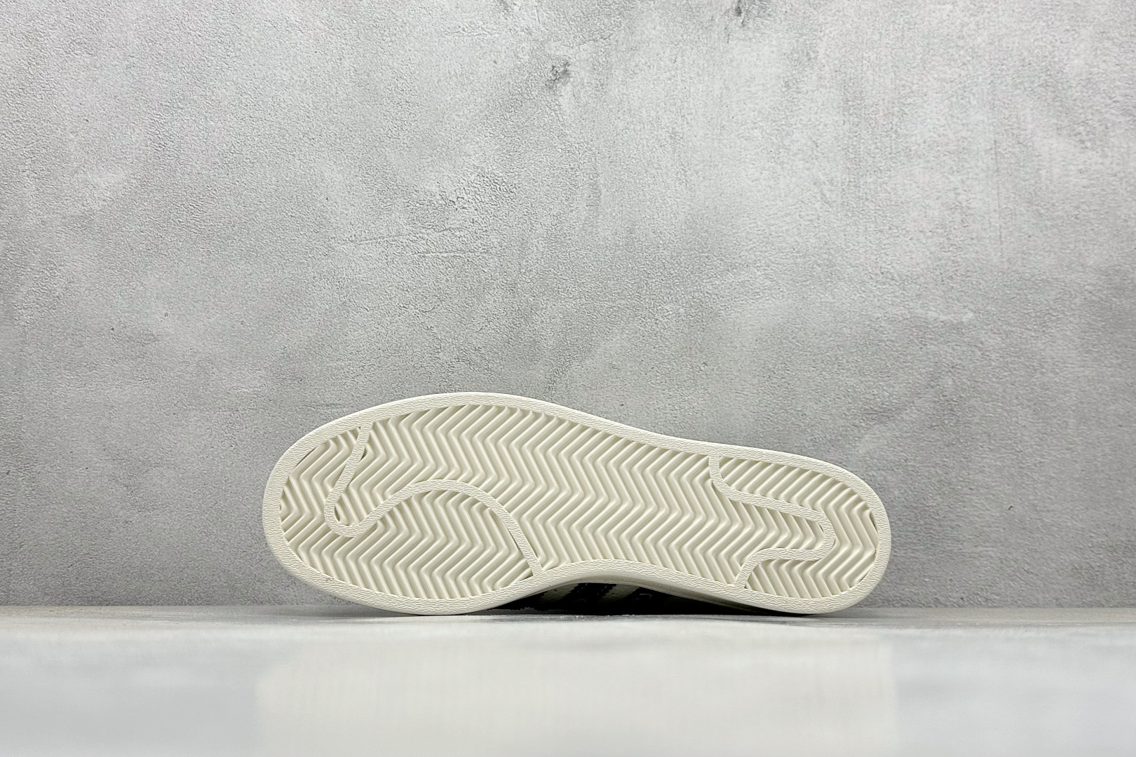 AD Originals Superstar x Stussy 白黑 AD8015