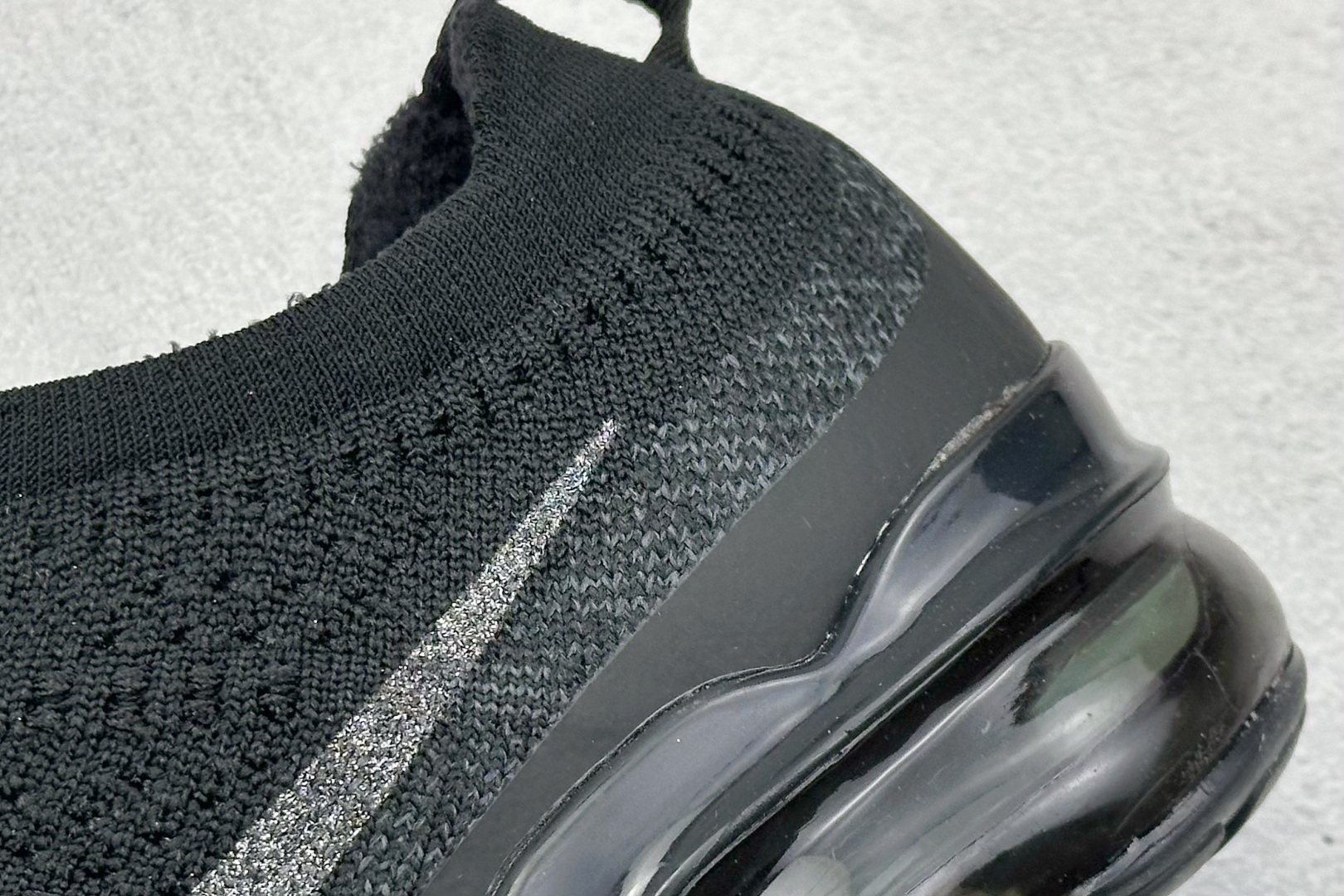 Nike Air Vapormax2023 全掌长气垫 缓震跑步鞋 DV1678-003