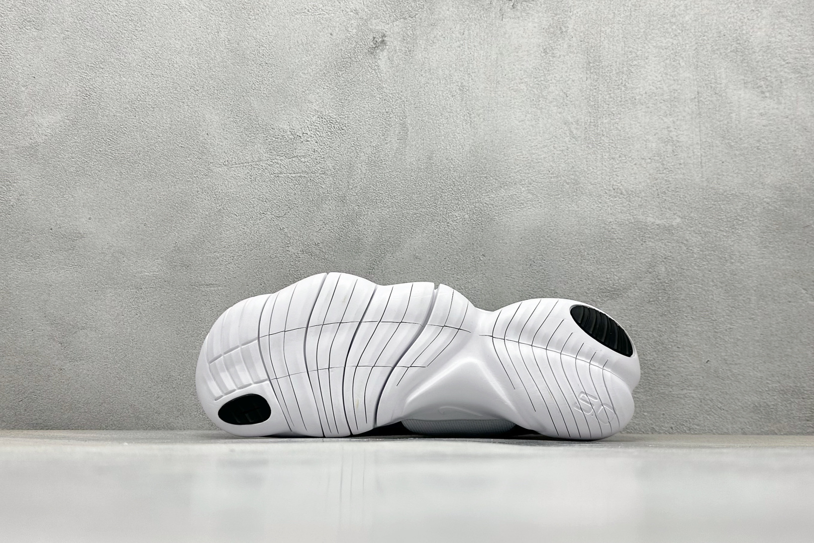 CH版Nk Free RN 5.0 耐克赤足超轻量跑鞋 AQ1289-003-莆田鞋,莆田鞋货源,高仿鞋,高仿鞋货源,安福档口,莆田高仿鞋,莆田鞋批发,高仿鞋批发,莆田高仿运动鞋,高仿运动鞋,莆田运动鞋 CH版Nk Free RN 5.0 耐克赤足超轻量跑鞋 AQ1289-003