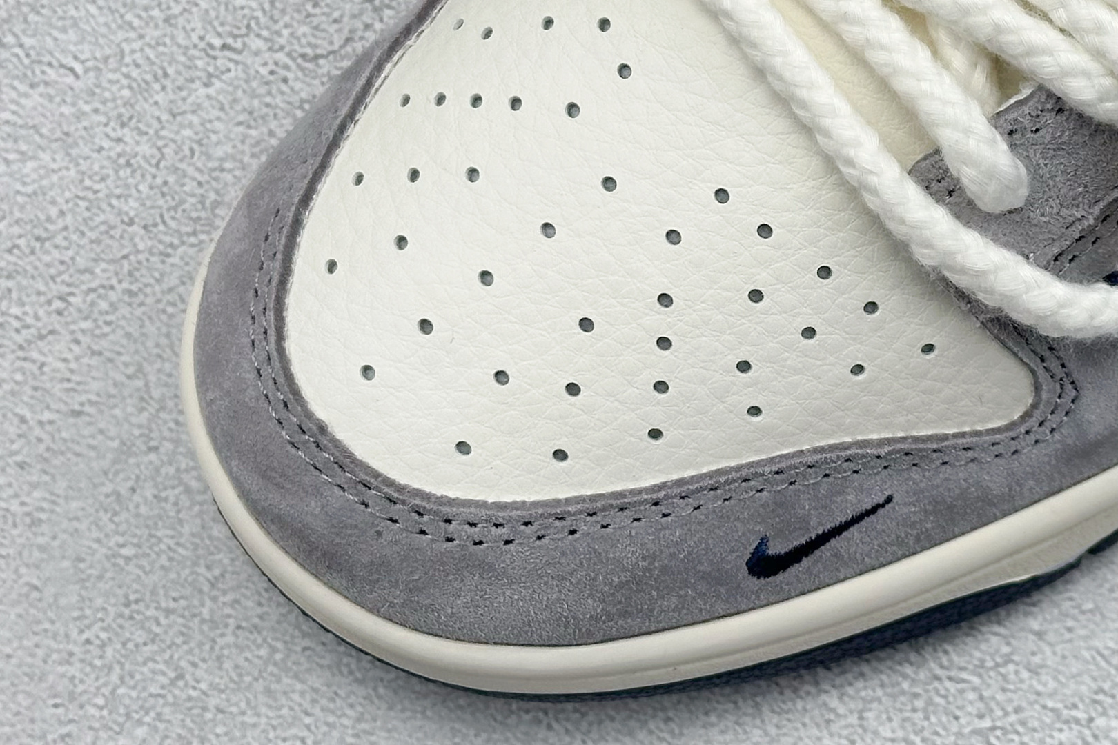 XC版Nike SB Dunk Low x Stussy 米蓝小钩双绑带 SJ2068-296