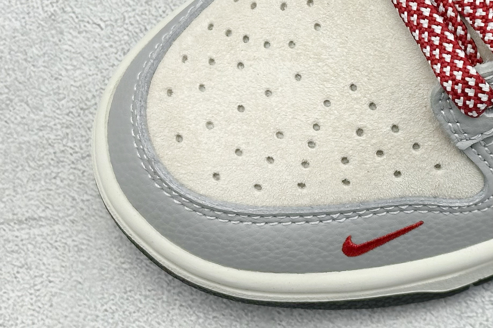 XC版Nike SB Dunk Low x The North Face 蛇年限定 米灰红小钩 DJ2024-079