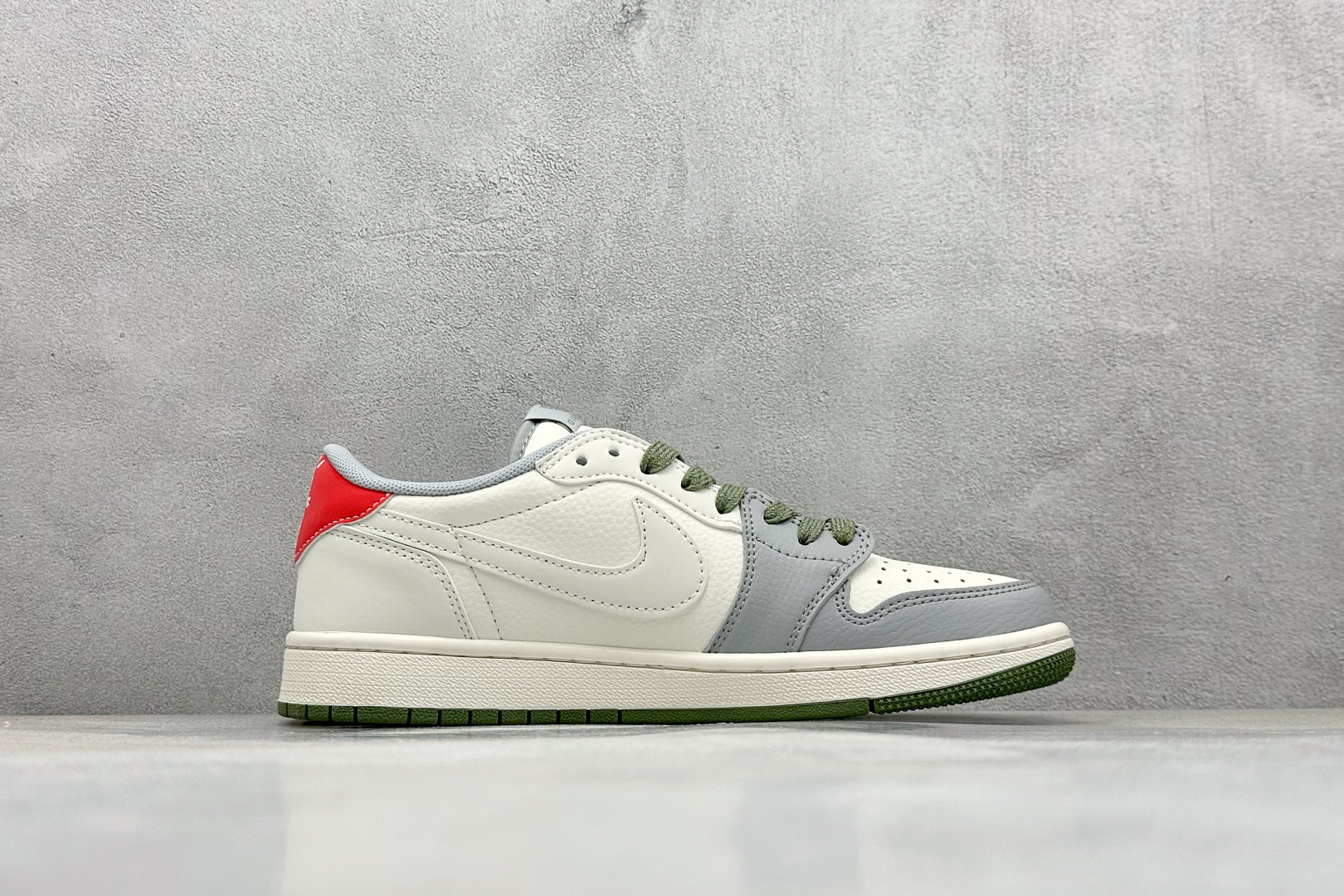 XC版Travis Scott x Fragment Design x Air Jordan 1 Low SP AJ1 乔1 纪梵希联名 绿灰底 低帮文化休闲板鞋 XS7089-600-莆田鞋,莆田鞋货源,高仿鞋,高仿鞋货源,安福档口,莆田高仿鞋,莆田鞋批发,高仿鞋批发,莆田高仿运动鞋,高仿运动鞋,莆田运动鞋 XC版Travis Scott x Fragment Design x Air Jordan 1 Low SP AJ1 乔1 纪梵希联名 绿灰底 低帮文化休闲板鞋 XS7089-600