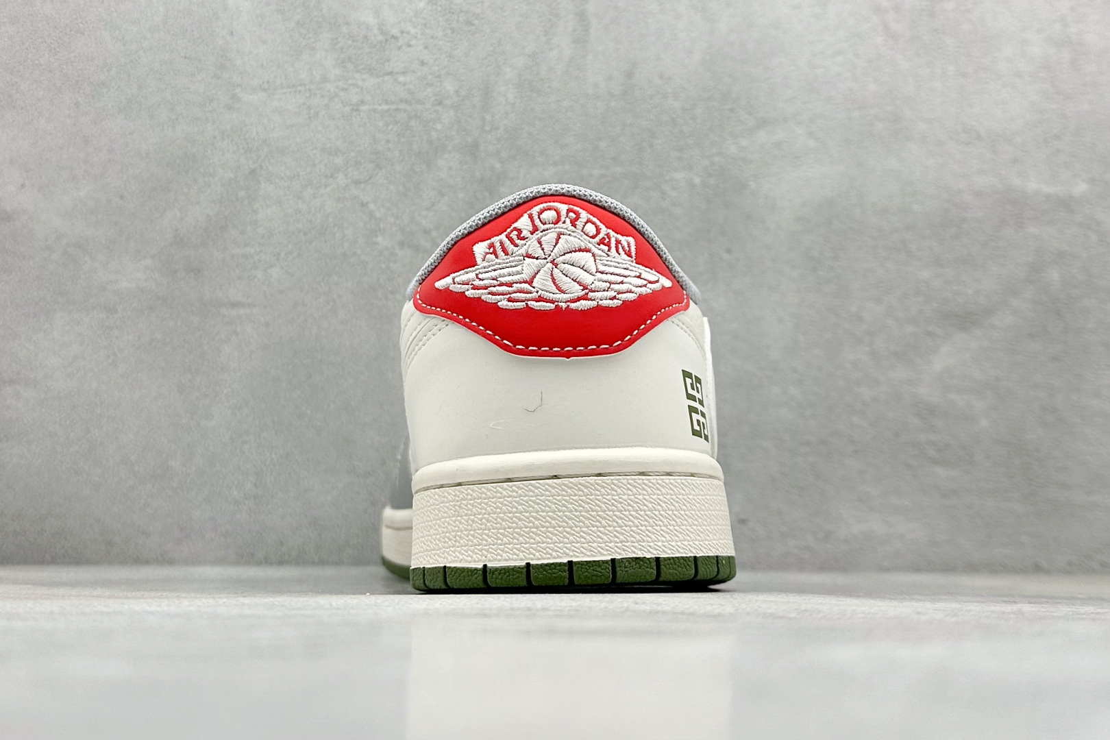 XC版Travis Scott x Fragment Design x Air Jordan 1 Low SP AJ1 乔1 纪梵希联名 绿灰底 低帮文化休闲板鞋 XS7089-600-莆田鞋,莆田鞋货源,高仿鞋,高仿鞋货源,安福档口,莆田高仿鞋,莆田鞋批发,高仿鞋批发,莆田高仿运动鞋,高仿运动鞋,莆田运动鞋 XC版Travis Scott x Fragment Design x Air Jordan 1 Low SP AJ1 乔1 纪梵希联名 绿灰底 低帮文化休闲板鞋 XS7089-600