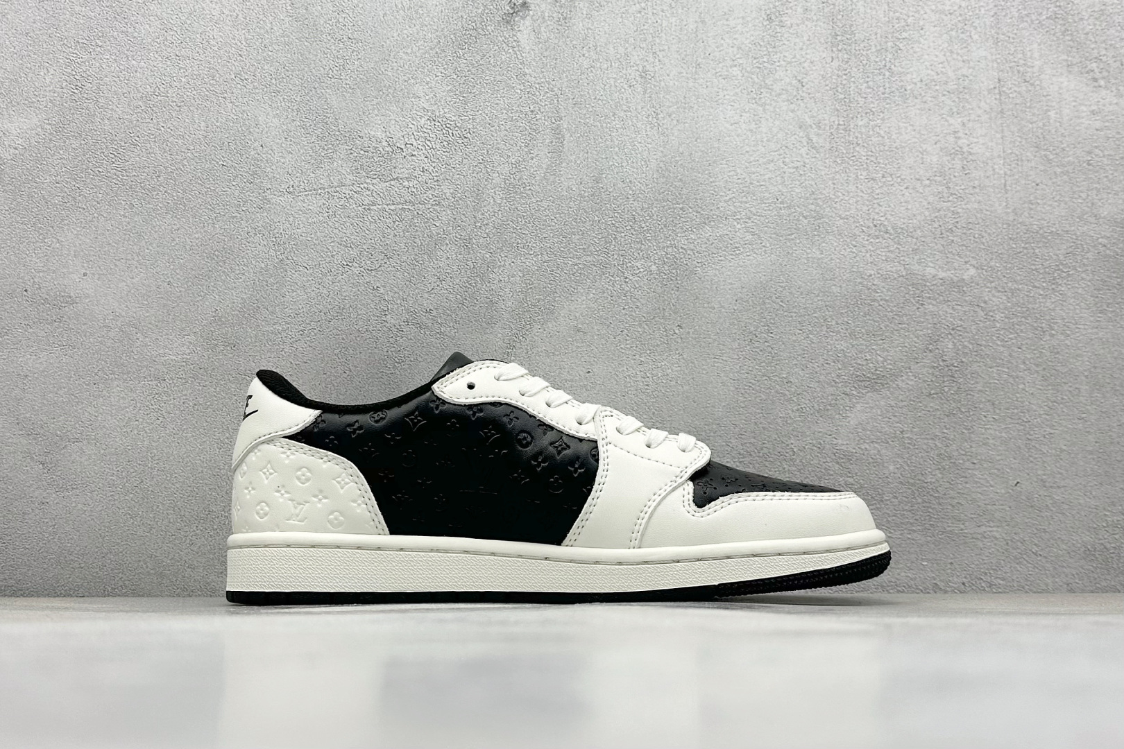 LV路易威登 Louis Vuitton Trainer Sneaker Low 低帮复古休闲运动文化百搭篮球板鞋