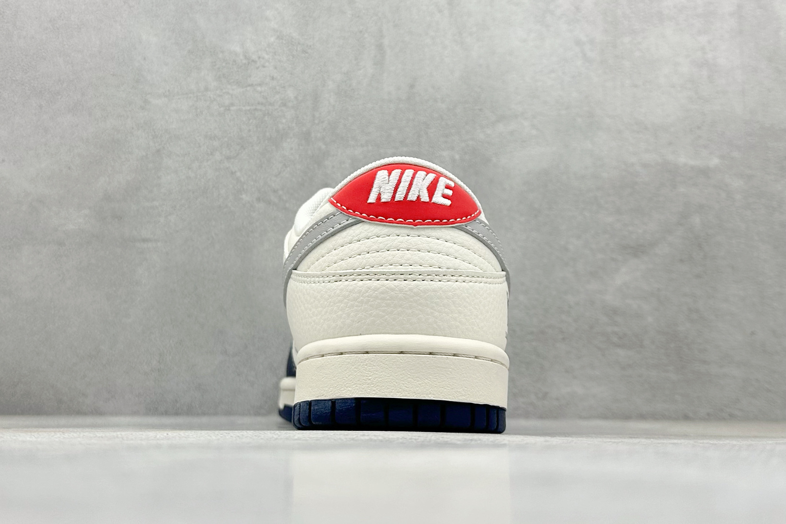 Nike Jordan Air Jordan 1“LV联名——蓝红帆布拼接” JP1628-004