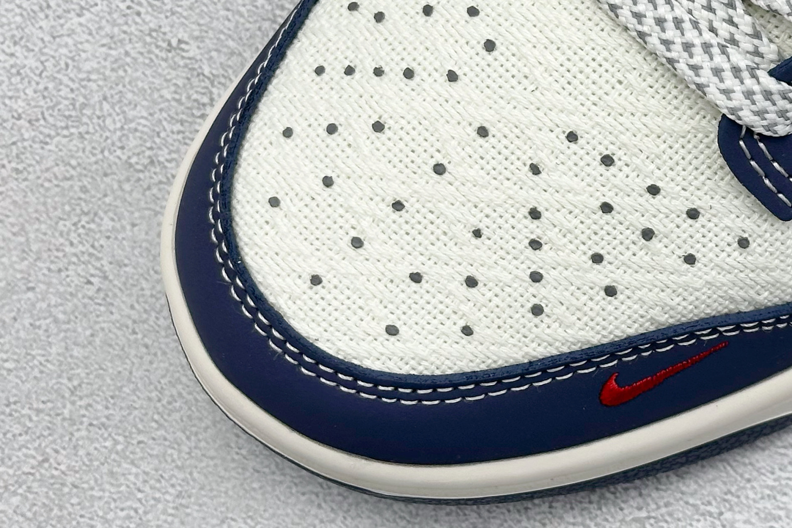 Nike Jordan Air Jordan 1“LV联名——蓝红帆布拼接” JP1628-004