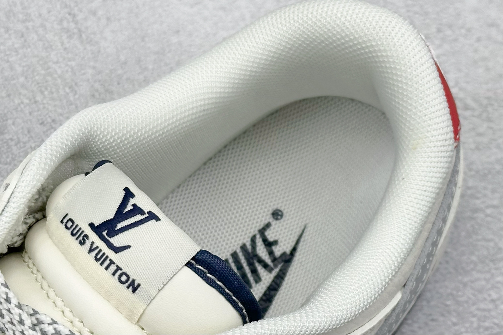 Nike Jordan Air Jordan 1“LV联名——蓝红帆布拼接” JP1628-004