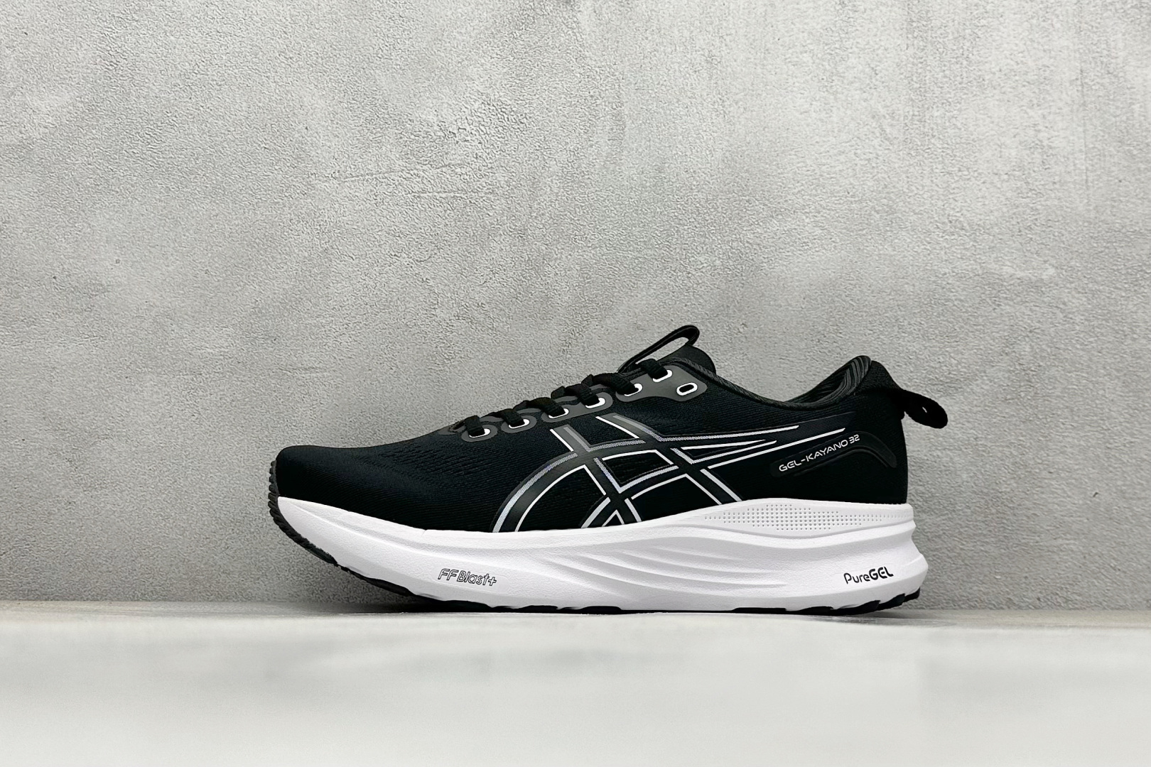 Asics Gel-Kayano 32 亚瑟士运动休闲透气专业跑鞋 1012B837-101