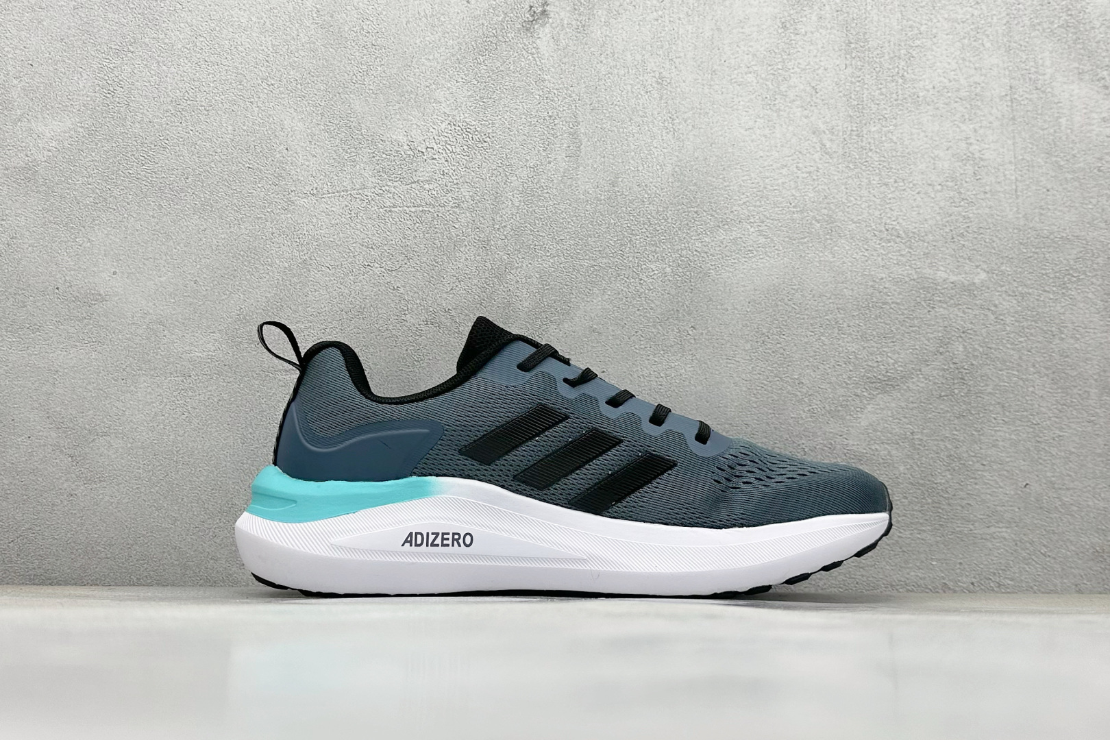 AD Supernova Rise 阿迪全新休闲轻跑鞋 D68967