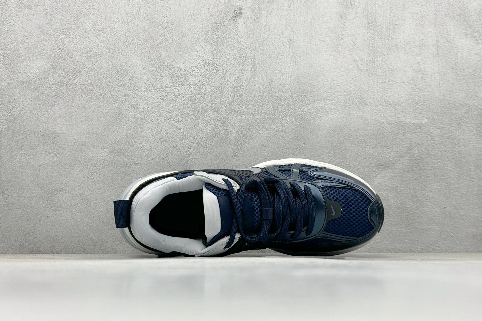 NK V2K Run 减震防滑复古低帮跑步鞋 HJ4497-400