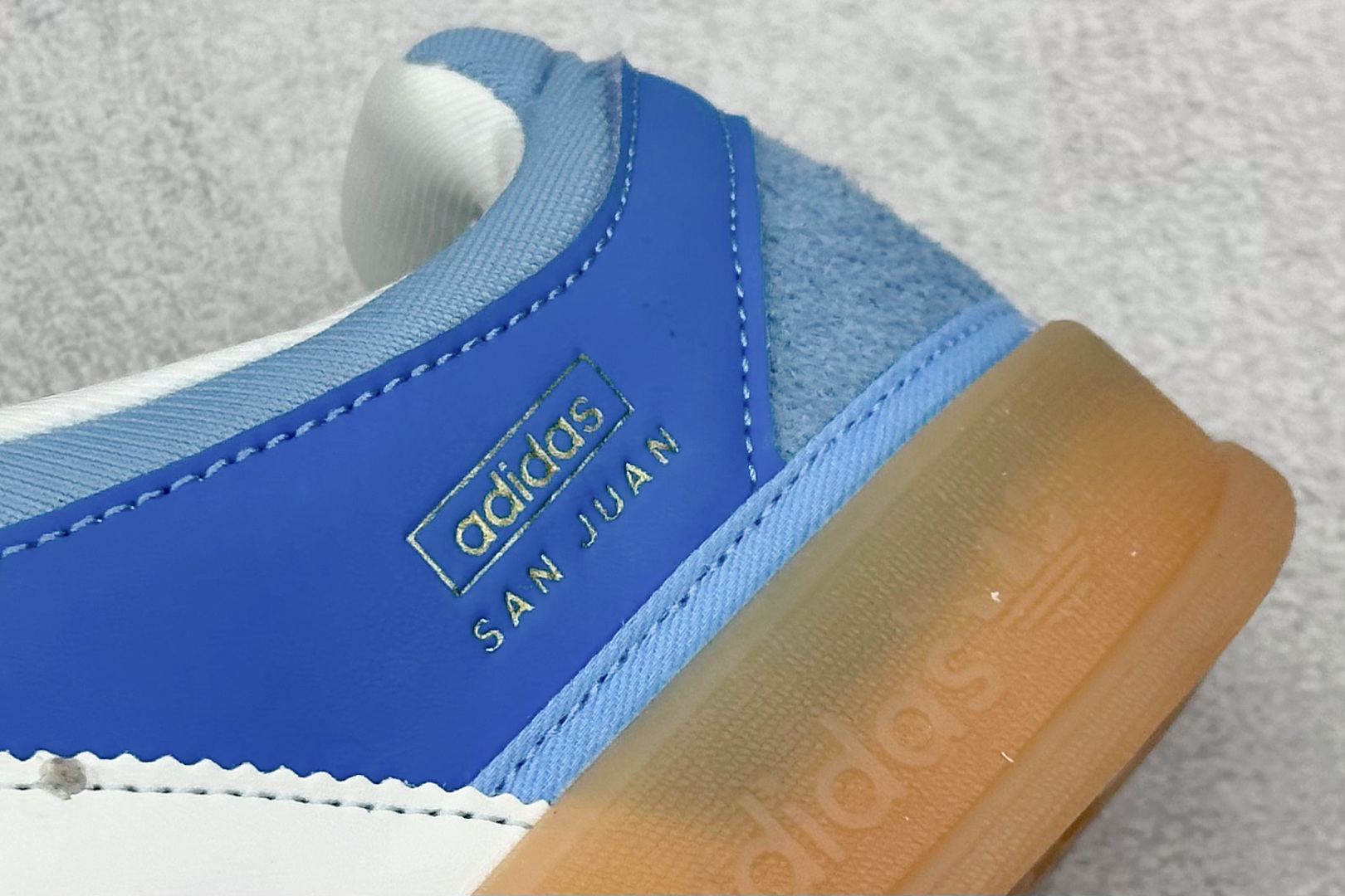 HY版Adidas Original Gazelle Indoor 复古休闲运动德训风板鞋 IF9734