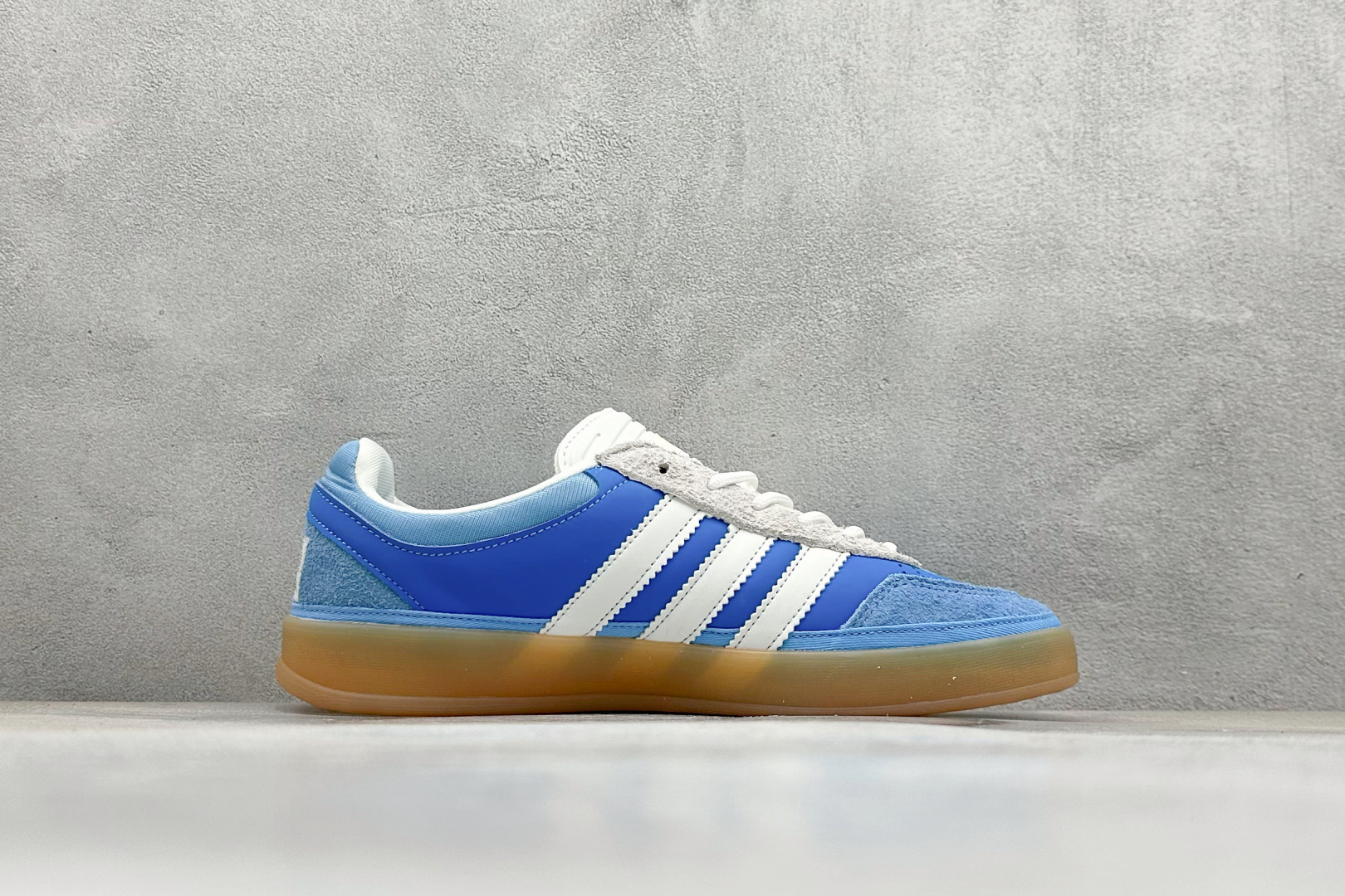 HY版Adidas Original Gazelle Indoor 复古休闲运动德训风板鞋 IF9734