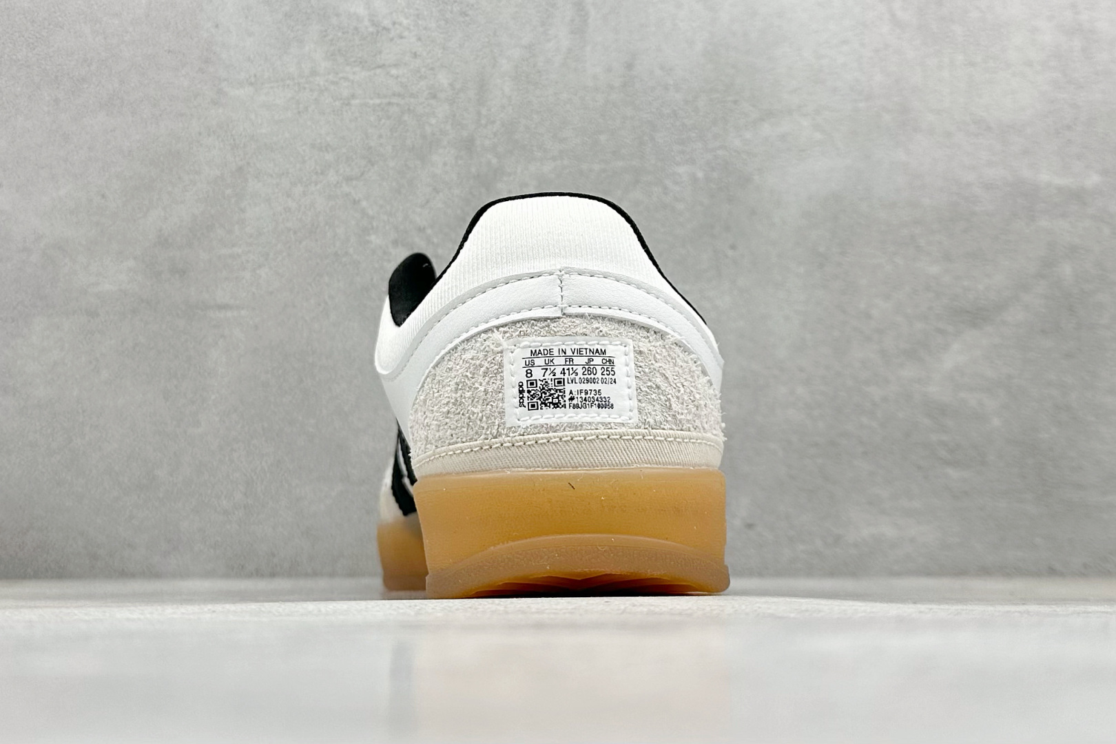 HY版Adidas Original Gazelle Indoor 复古休闲运动德训风板鞋 IF9735