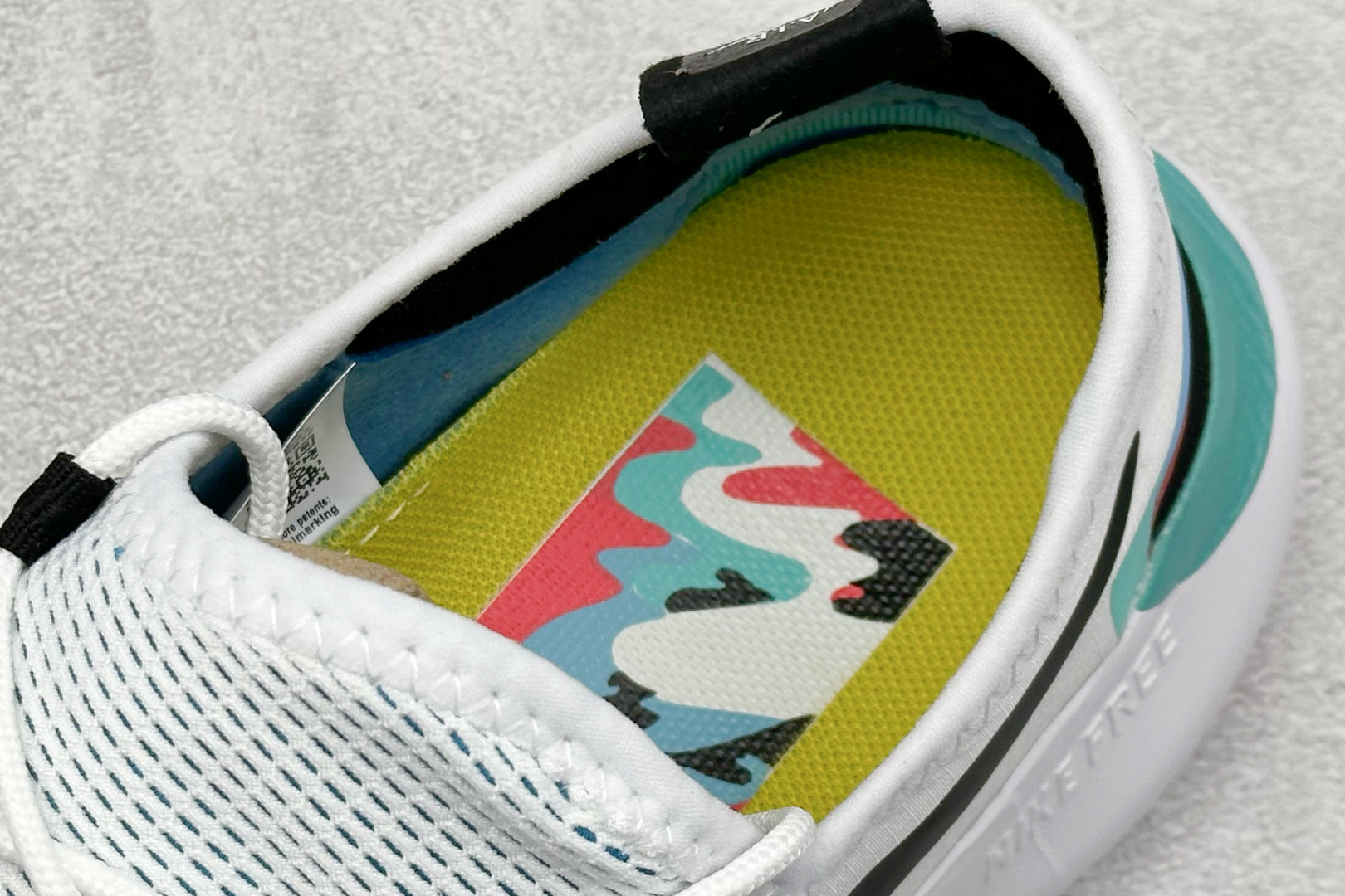 CH版Nk Free RN 2.0 耐克赤足超轻量跑鞋 CV9305-100