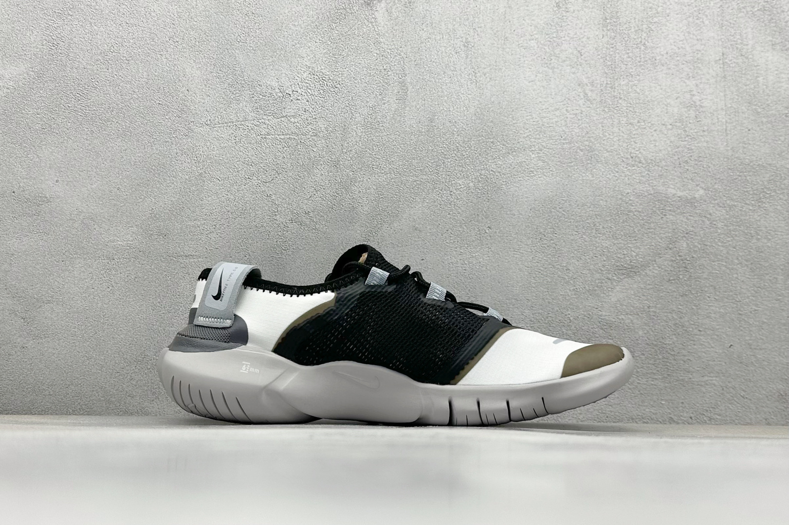 CH版Nk Free RN 2.0 耐克赤足超轻量跑鞋 CI9921-100