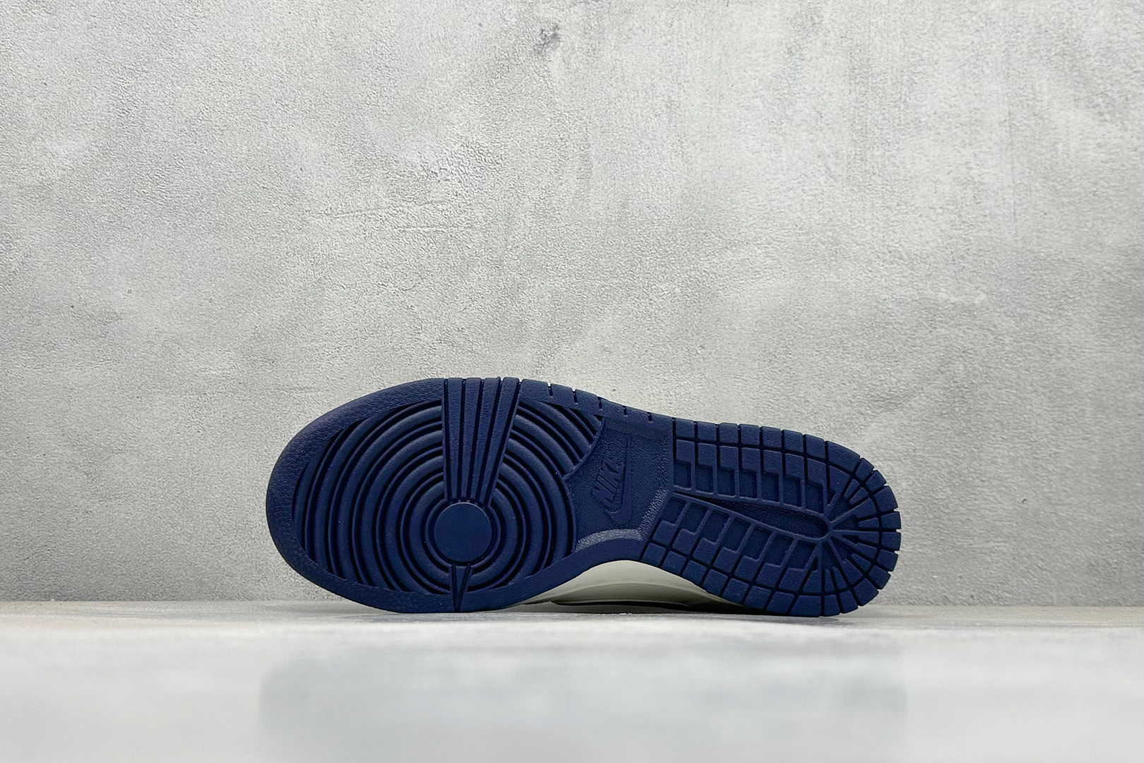 XC版Nk SB Dunk Low 迪奥 x 石头岛三方联名 猪八黑勾 周年高端定制 低帮休闲板鞋 DJ2024-085