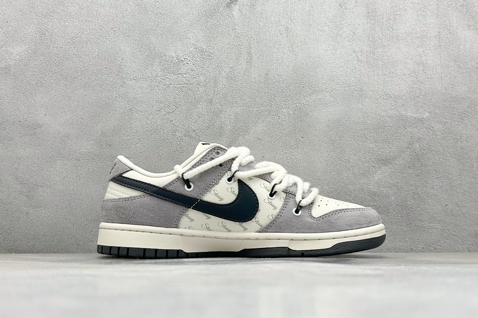 XC版Nike SB Dunk Low x Stussy 米黑麻绳双绑带 SJ2068-295