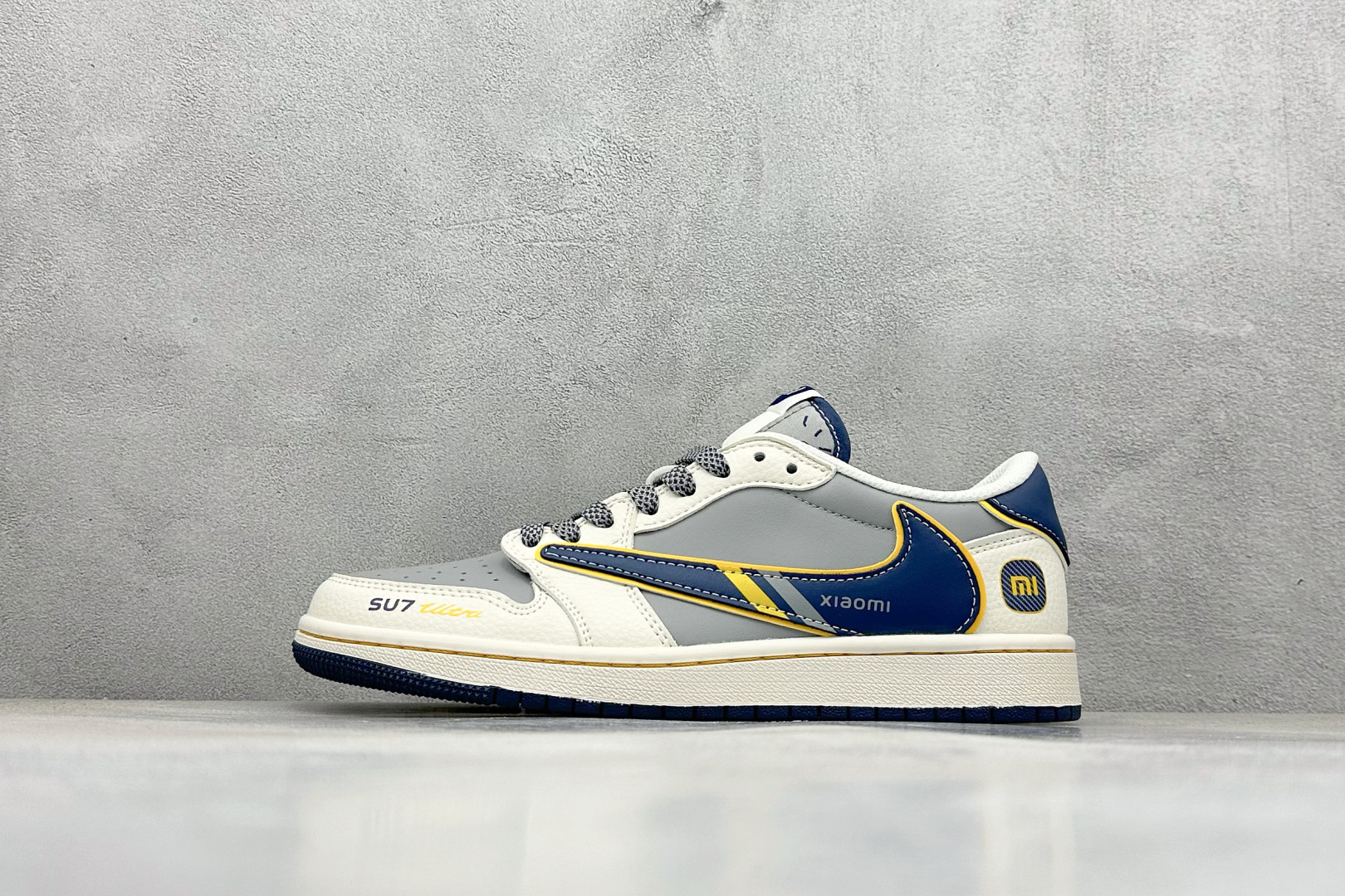 
XC版Nike SB Dunk Low 小米联名 流星蓝 周年高端定制 低帮休闲板鞋
#定制鞋盒 大
