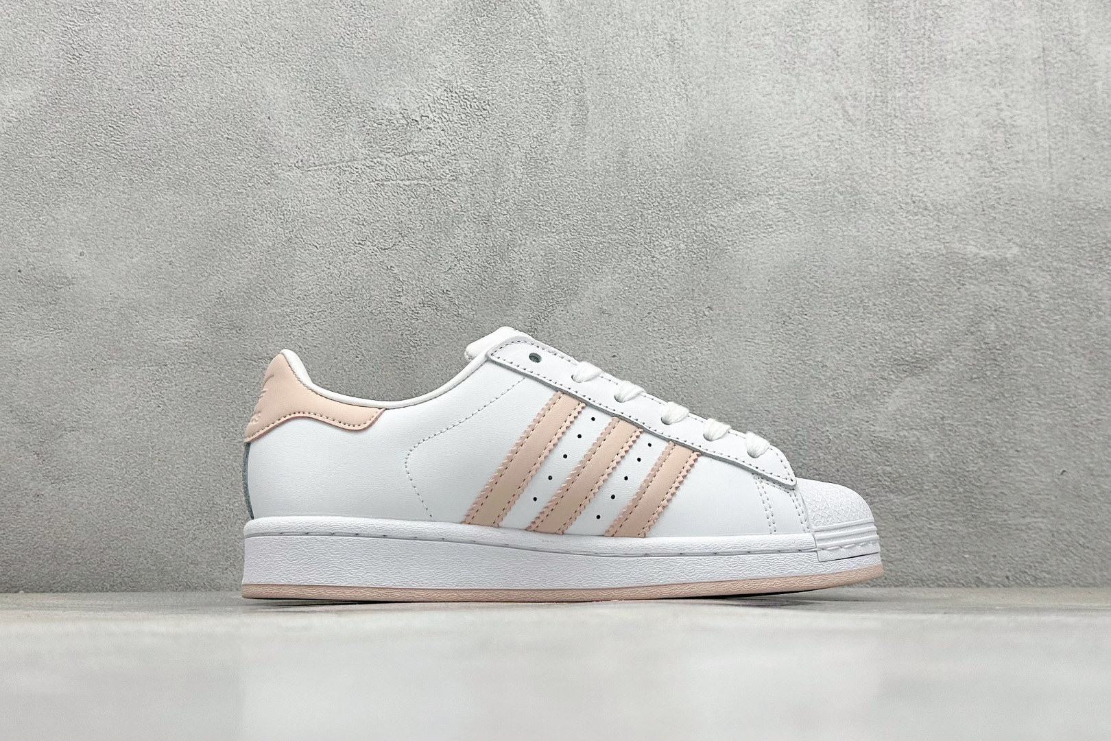 AD Originals Superstar x 贝壳头 JH7056