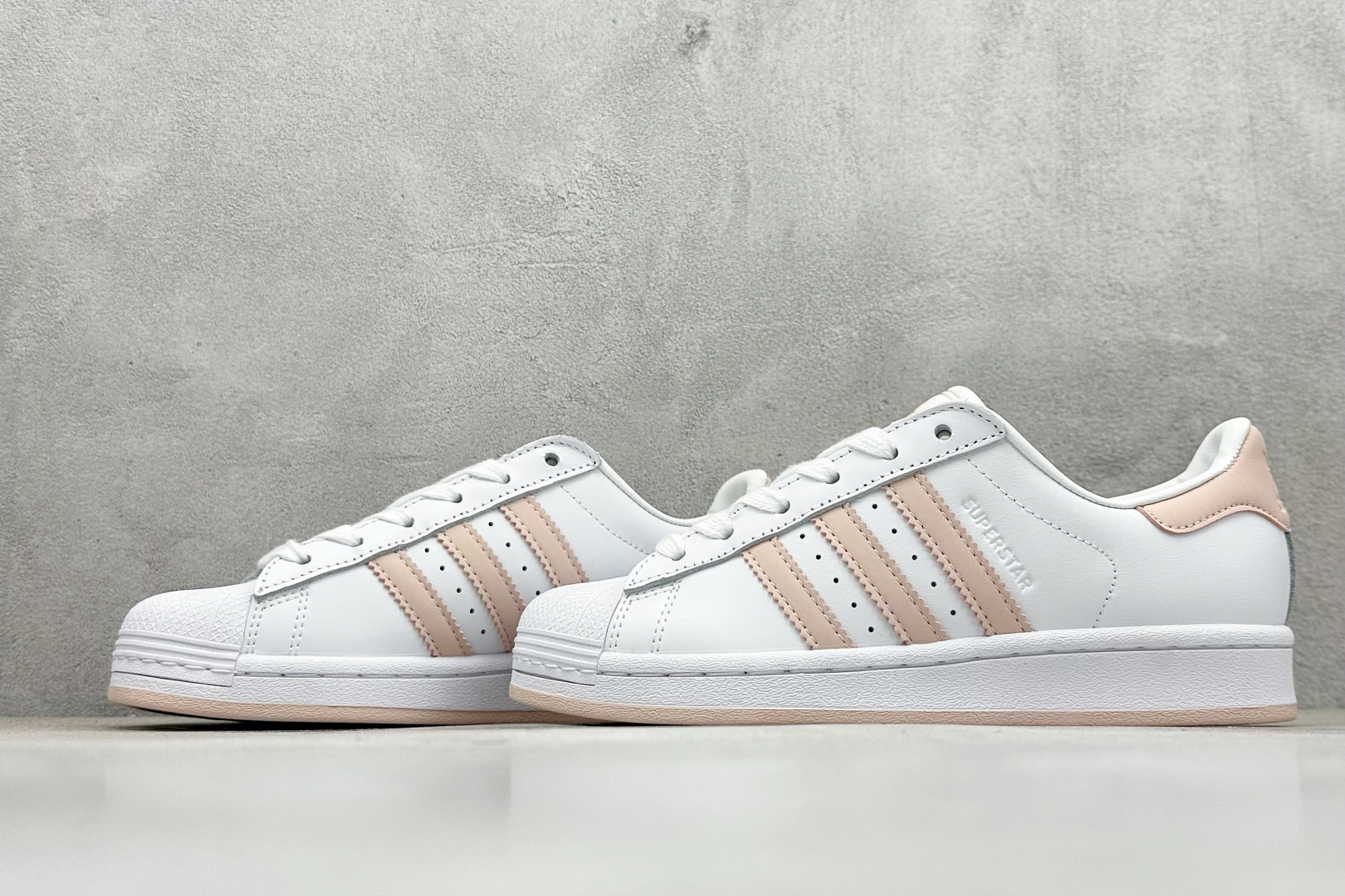 AD Originals Superstar x 贝壳头 JH7056