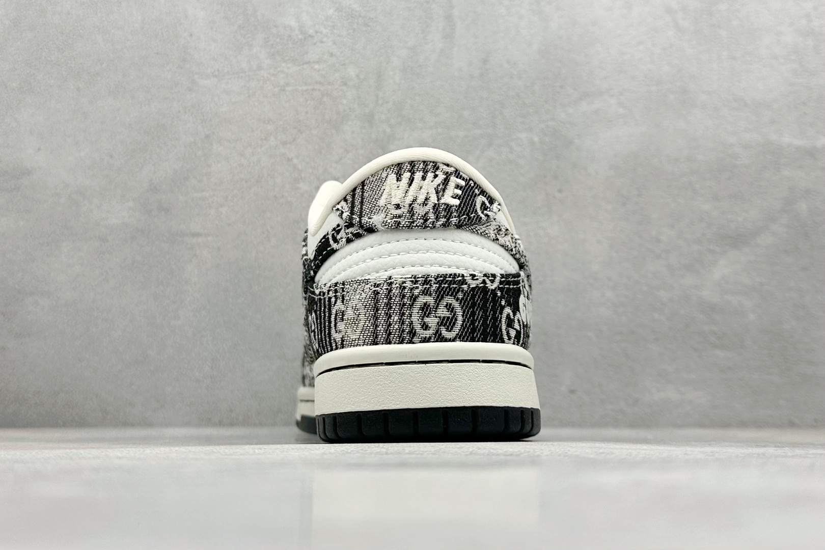 SC版Nike SB Dunk Low 古驰联名 黑灰牛仔 周年高端定制 低帮休闲板鞋 SC9207-418