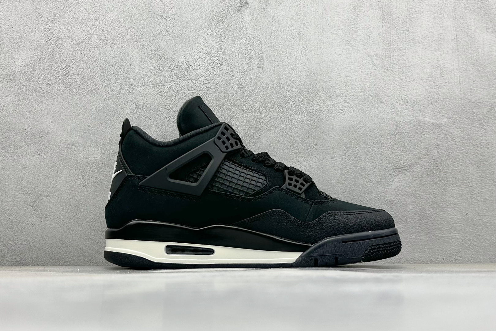 F版Nigel Sylvester x Air Jordan AJ4 Retro 联名黑砖 HF4340-001