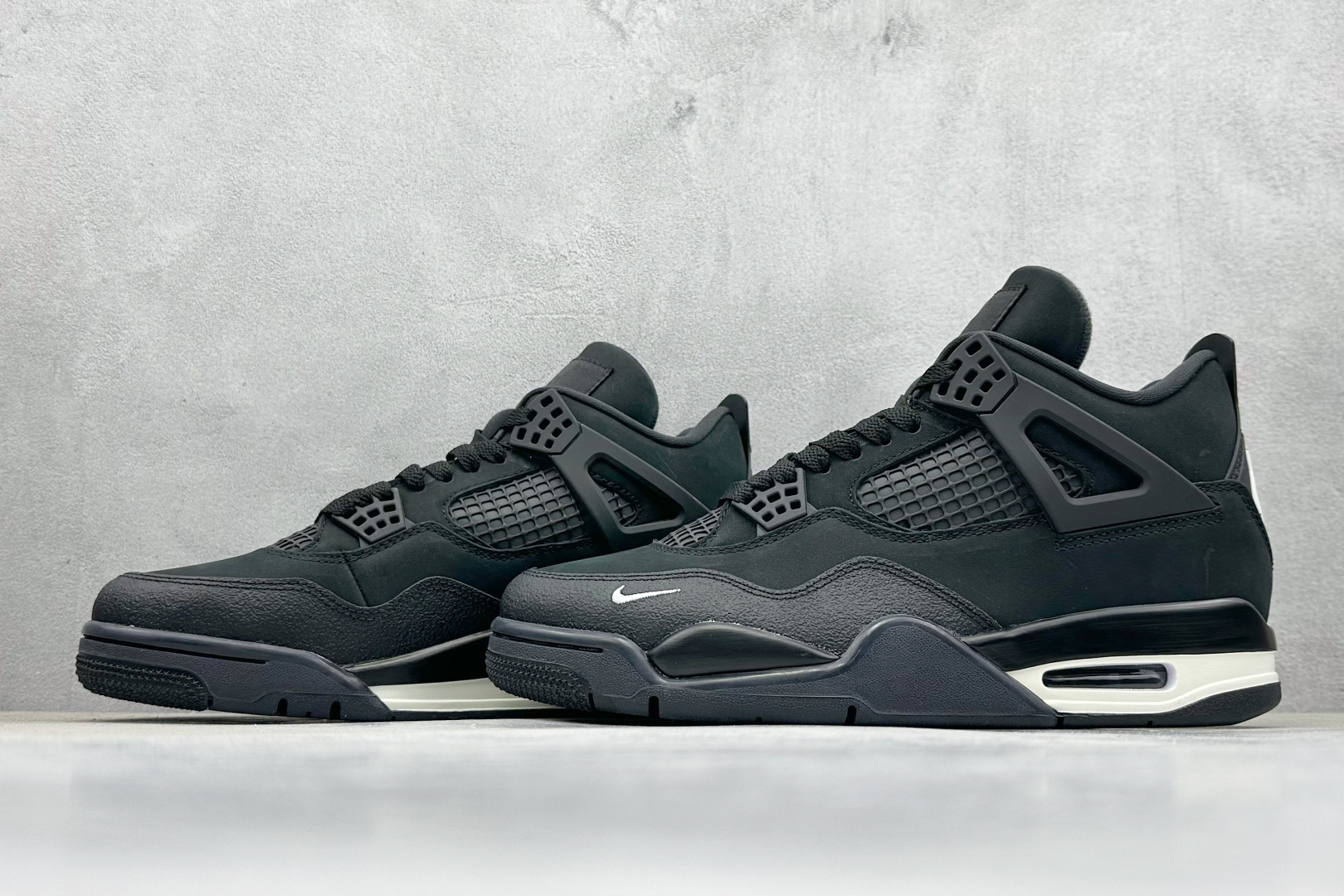 F版Nigel Sylvester x Air Jordan AJ4 Retro 联名黑砖 HF4340-001