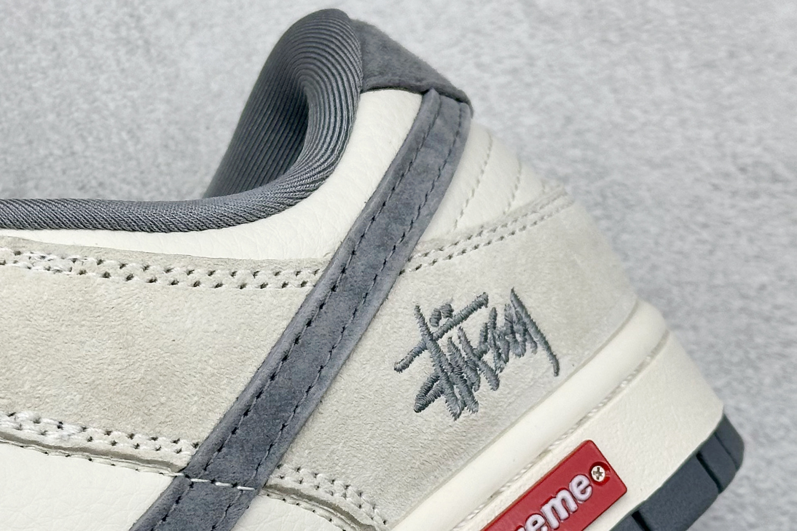 XC版Nike SB Dunk Low 斯图西 x Supreme SJ2068-272