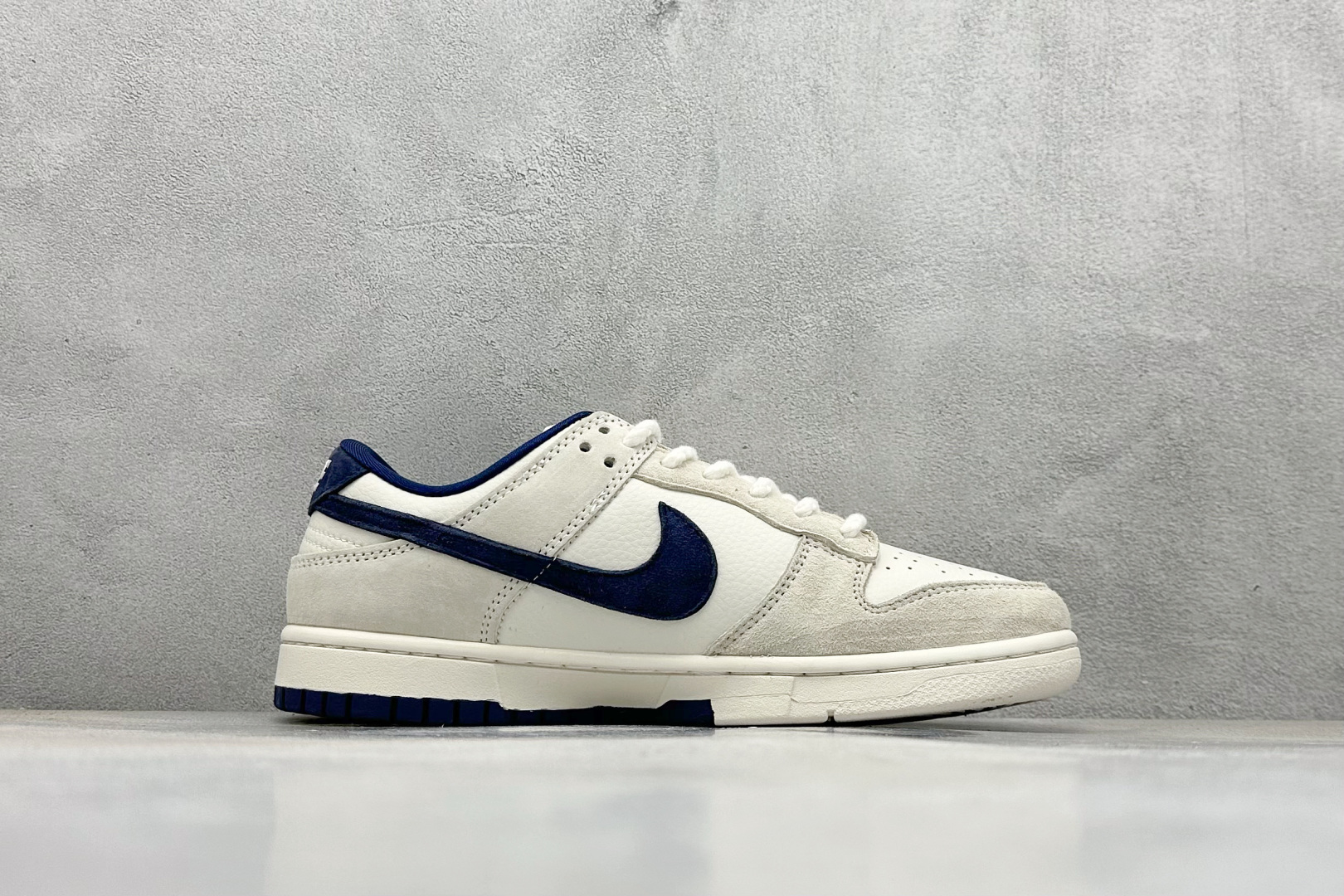 XC版Nike SB Dunk Low 斯图西 x Supreme SJ2068-271