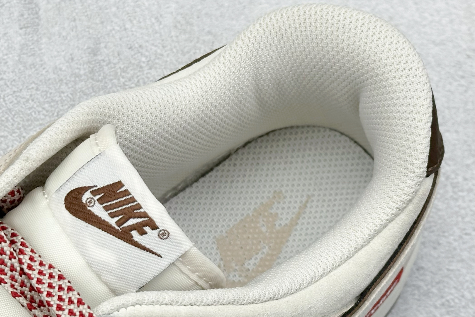 XC版Nk SB Dunk Low Supreme联名 弹幕白勾 周年高端定制 低帮休闲板鞋 DJ2024-091-莆田鞋,莆田鞋货源,高仿鞋,高仿鞋货源,安福档口,莆田高仿鞋,莆田鞋批发,高仿鞋批发,莆田高仿运动鞋,高仿运动鞋,莆田运动鞋 XC版Nk SB Dunk Low Supreme联名 弹幕白勾 周年高端定制 低帮休闲板鞋 DJ2024-091