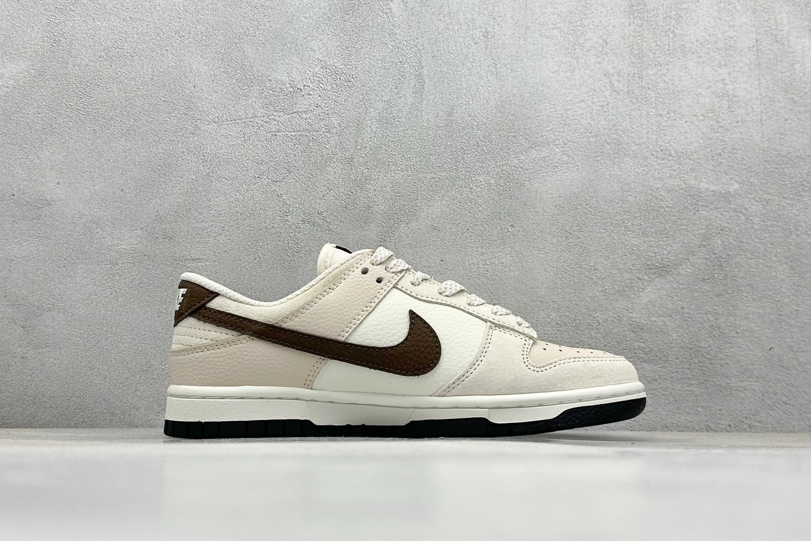 XC版Nike SB Dunk Low x BURBERRY 米白棕小钩 DJ2024-088