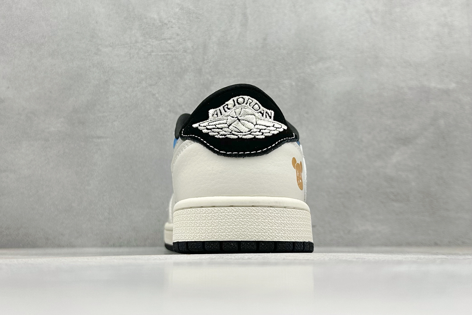 XC版Travis Scott x Fragment Design x Air Jordan 1 Low SP AJ1 乔1 暴力熊联名 灰蓝卡通 低帮文化休闲板鞋 XS2024-053